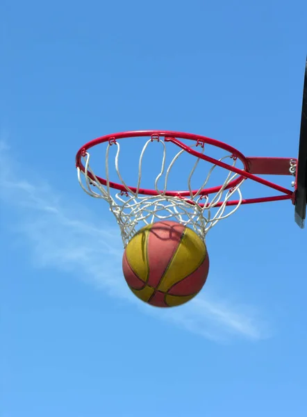 Street basketball — Stock Photo, Image