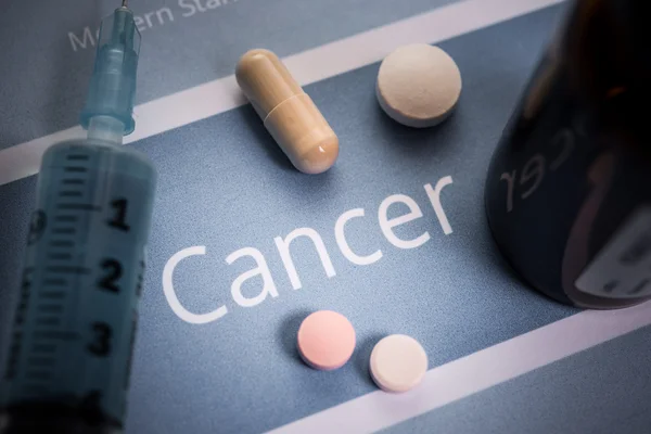 Cancer related documents and medications — Stock Photo, Image