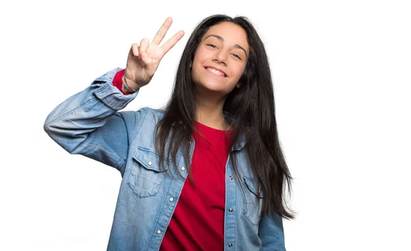 Adolescente mostrando sinal de vitória — Fotografia de Stock