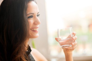 Bayan içme suyunda Restoran