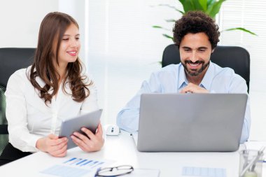çalışan iş adamları 