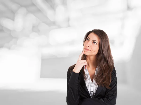 Retrato pensativo de mujer de negocios — Foto de Stock