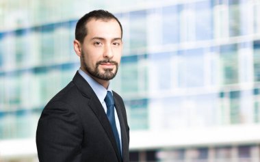 genç işadamı portresi