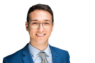 Gülümseyen işadamı beyazda soyutlanmış