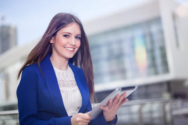 Woman holding a Tablet — Stock Photo, Image