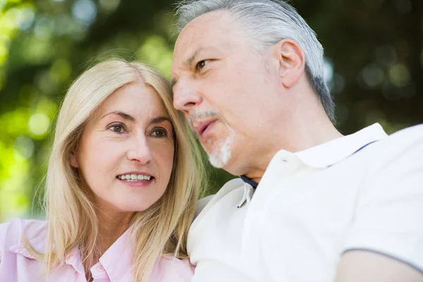 Pareja madura feliz — Foto de Stock