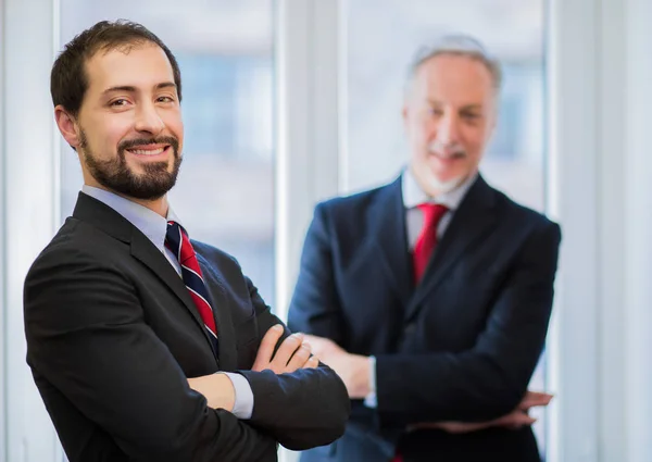 Zwei Geschäftspartner Büro — Stockfoto