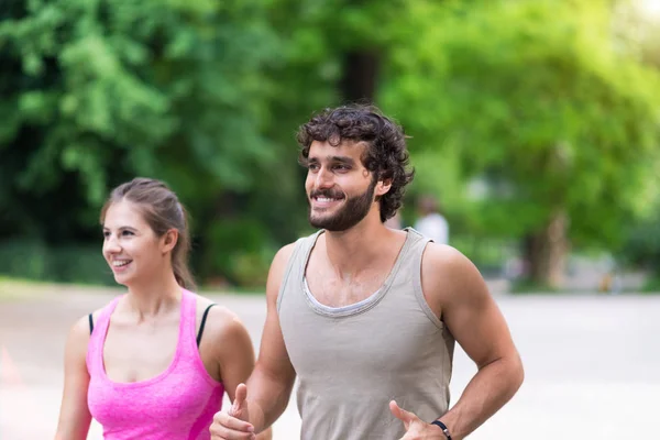 Couple Running Together Park — Stock Photo, Image
