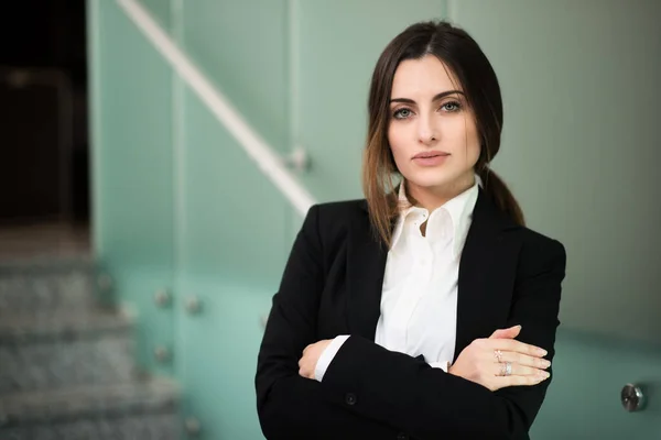 Retrato Una Mujer Negocios Oficina — Foto de Stock