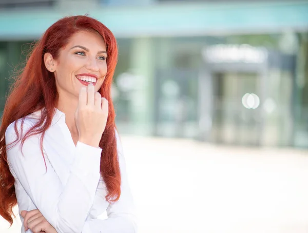 Smiling Young Businesswoman Red Hair Front Her Office Large Copy — ストック写真