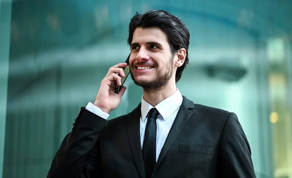 Young Manager Phone Outdoor Urban Setting — Stock Photo, Image