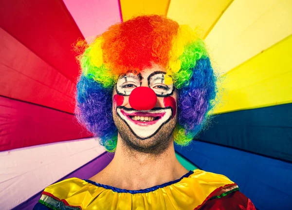Красочное Клоунское Лицо Ярком Фоне — стоковое фото