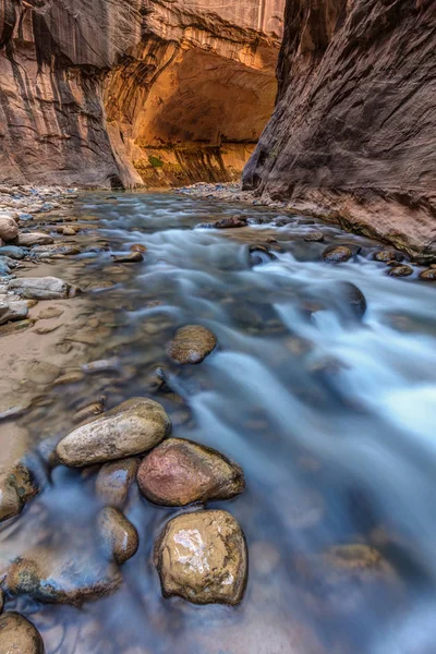 Canyon gloed River Flow — Stockfoto