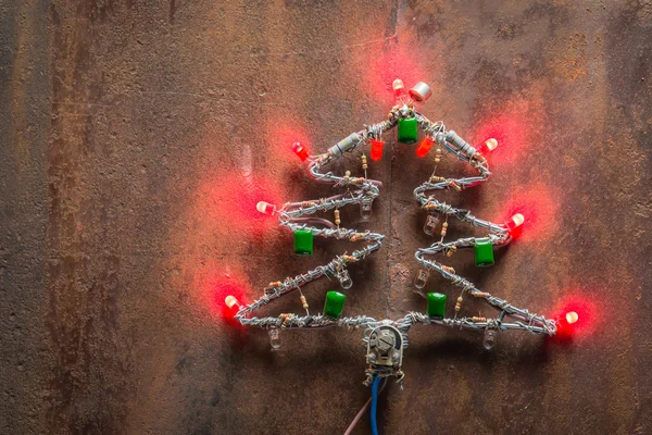 Christmas tree made of electronic components and led — Φωτογραφία Αρχείου