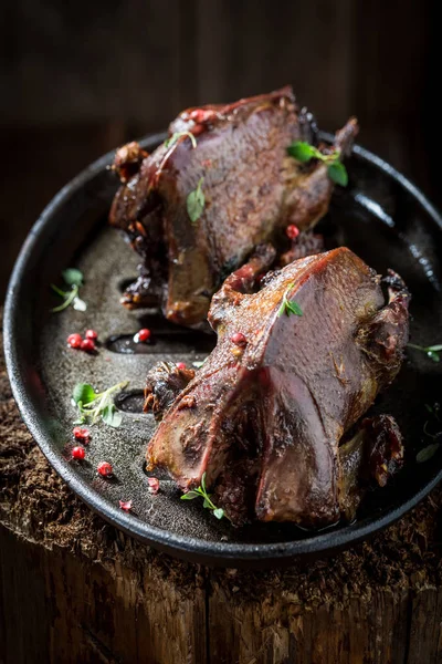 Two wild pigeons with spices and pepper — Stock Photo, Image