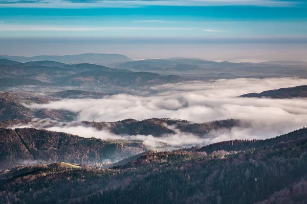 Maravilloso atardecer en los Tatras en otoño — Foto de Stock