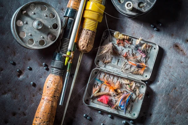 釣り竿とルアー ヴィンテージ釣り装置 — ストック写真