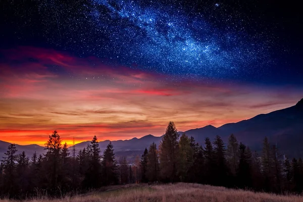 Sunset in Tatras mountain in Zakopane with stars, Poland — Stock Photo, Image