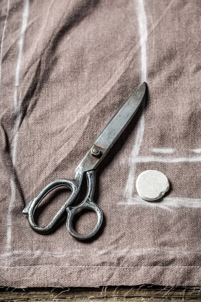 Pantolon makas, kumaş ve Schneider taslağı — Stok fotoğraf