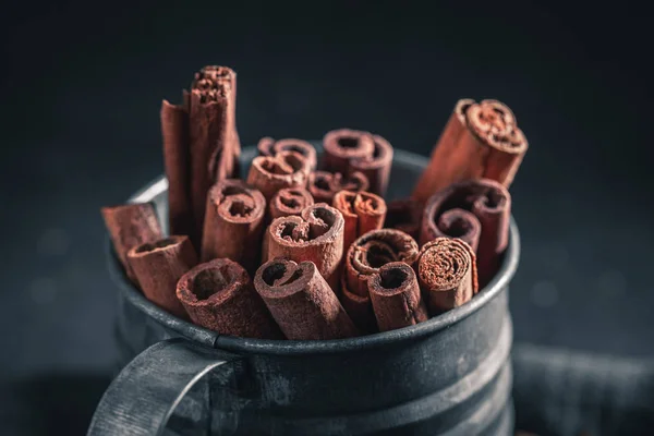 Aromatic cinnamon sticks as oldest spice in the world — Stock Photo, Image