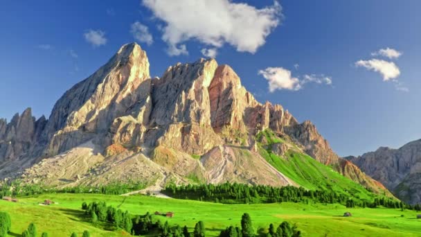 Passo delle Erbe in Dolomites, view from above — Stock Video