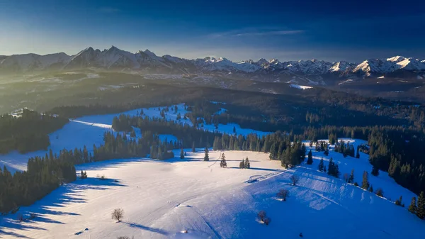 Oszałamiające Tatry Wschodzie Słońca Zimą — Zdjęcie stockowe