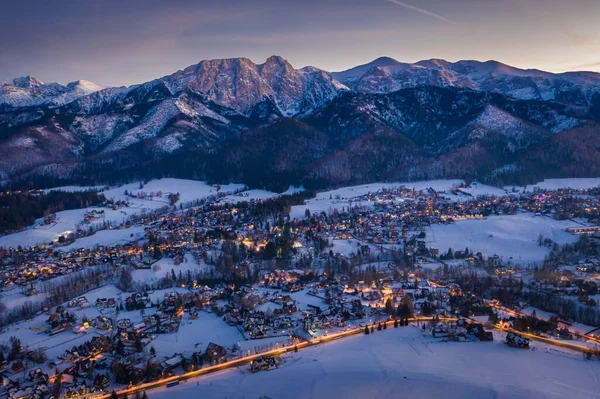 Splendida Città Illuminata Zakopane Dopo Tramonto Inverno Vista Aerea — Foto Stock