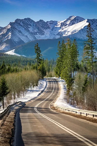 Wonderful Black Asphalt Road Leading Mountain — Stock Photo, Image