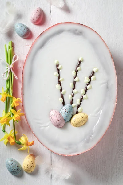 Sabroso Pastel Queso Pascua Forma Huevo —  Fotos de Stock