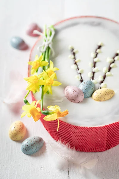Tarta Casera Para Pascua Forma Huevo —  Fotos de Stock