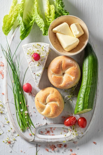 Top View Van Ingrediënten Voor Sandwich Met Verse Groenten — Stockfoto