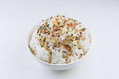 Üç tür furikake pirinç