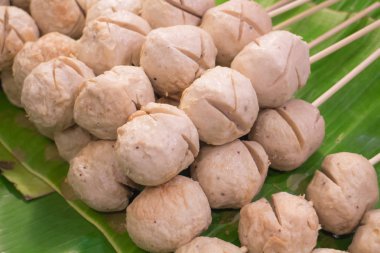 Tay tarzı ızgara köfte