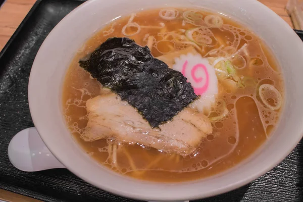 Nouilles Ramen, nourriture traditionnelle japonaise — Photo