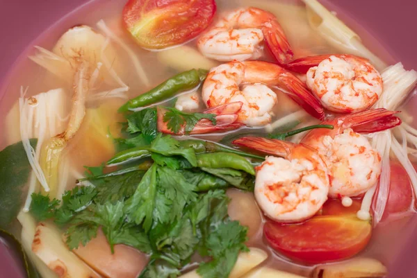 Close Tom Yum Goong Spicy Shrimps Seafood Soup Variety Herbs — Stock Photo, Image