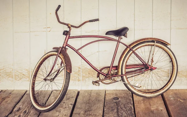 Rusty old bike — Stock Photo, Image
