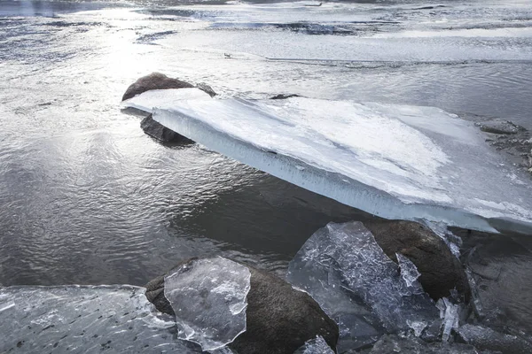 溶融氷の塊 — ストック写真