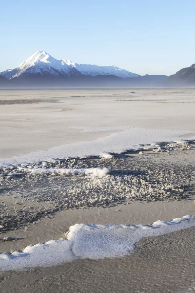Sand och snö i sydöstra Alaska — Stockfoto