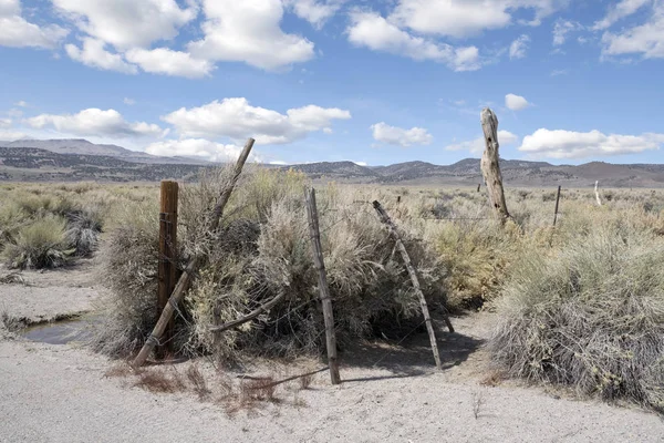 Rustic fencing in the west — Stock Photo, Image