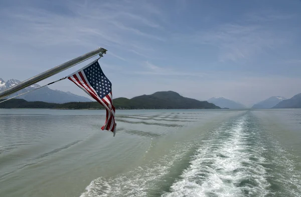 Wake from Southeast Alaskan Ferry in Summer — ストック写真