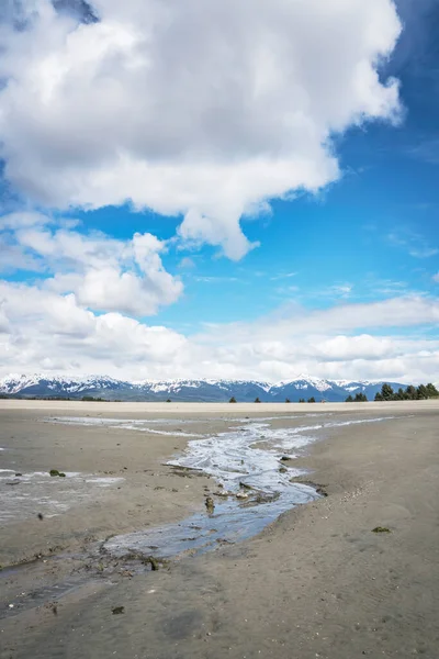 Plage Sable Fin Gustavus Alaska Avec Nuages Marée Basse — Photo