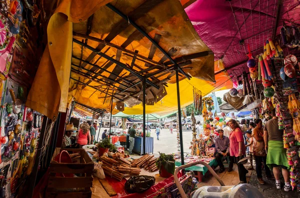 Week-end marché folklorique à Tepoztlan, Mexique — Photo