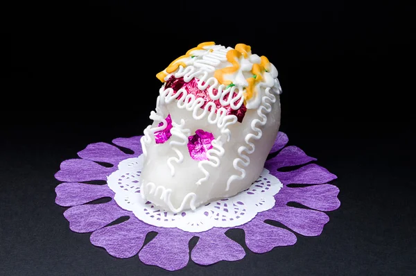 Zuckerschädel-Altar für "dia de los muertos" -Feier — Stockfoto