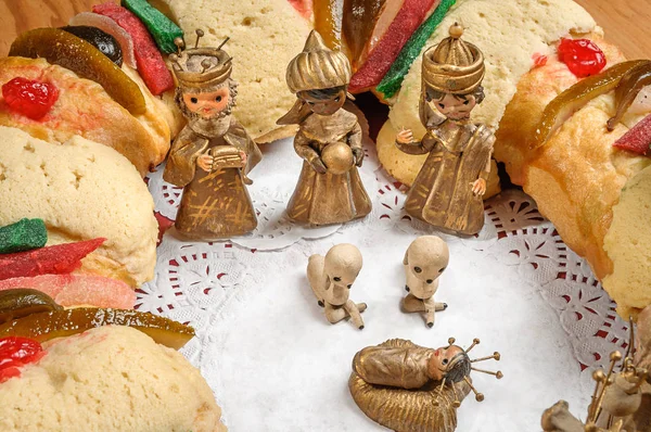 Torta dell'Epifania, torta dei re, o rosca de reyes — Foto Stock