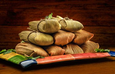 Meksika tamales Mısır tavuk domuz eti ve kırmızı biber