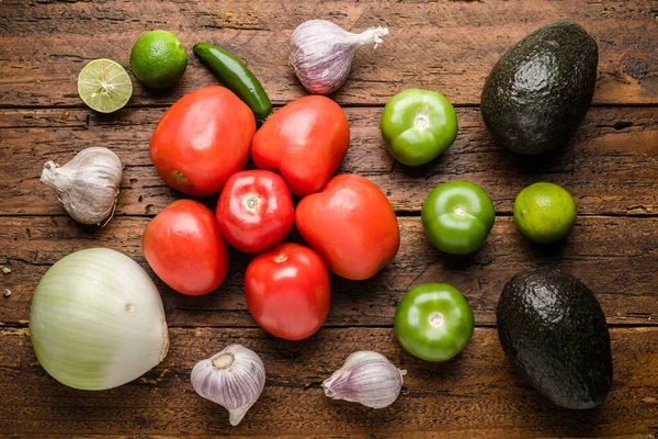 Mexikanska Sås Ingredienser Ovanifrån Färska Ekologiska Grönsaker Och Frukter Trä — Stockfoto