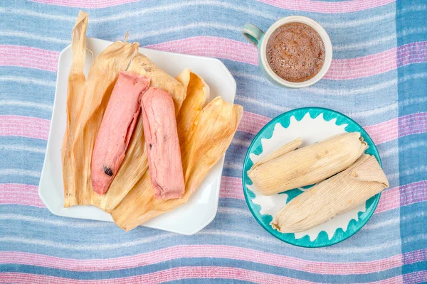 Tamale Sucrée Plat Mexicain Base Pâte Maïs Raisin Fraise Ananas — Photo