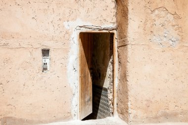 Otantik kapılar ve Fas cephelerinin pencereleri