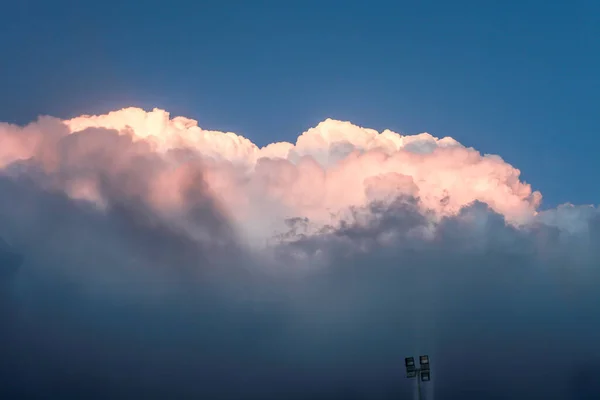 Large Multicolored Cloud Sky — Stock Photo, Image