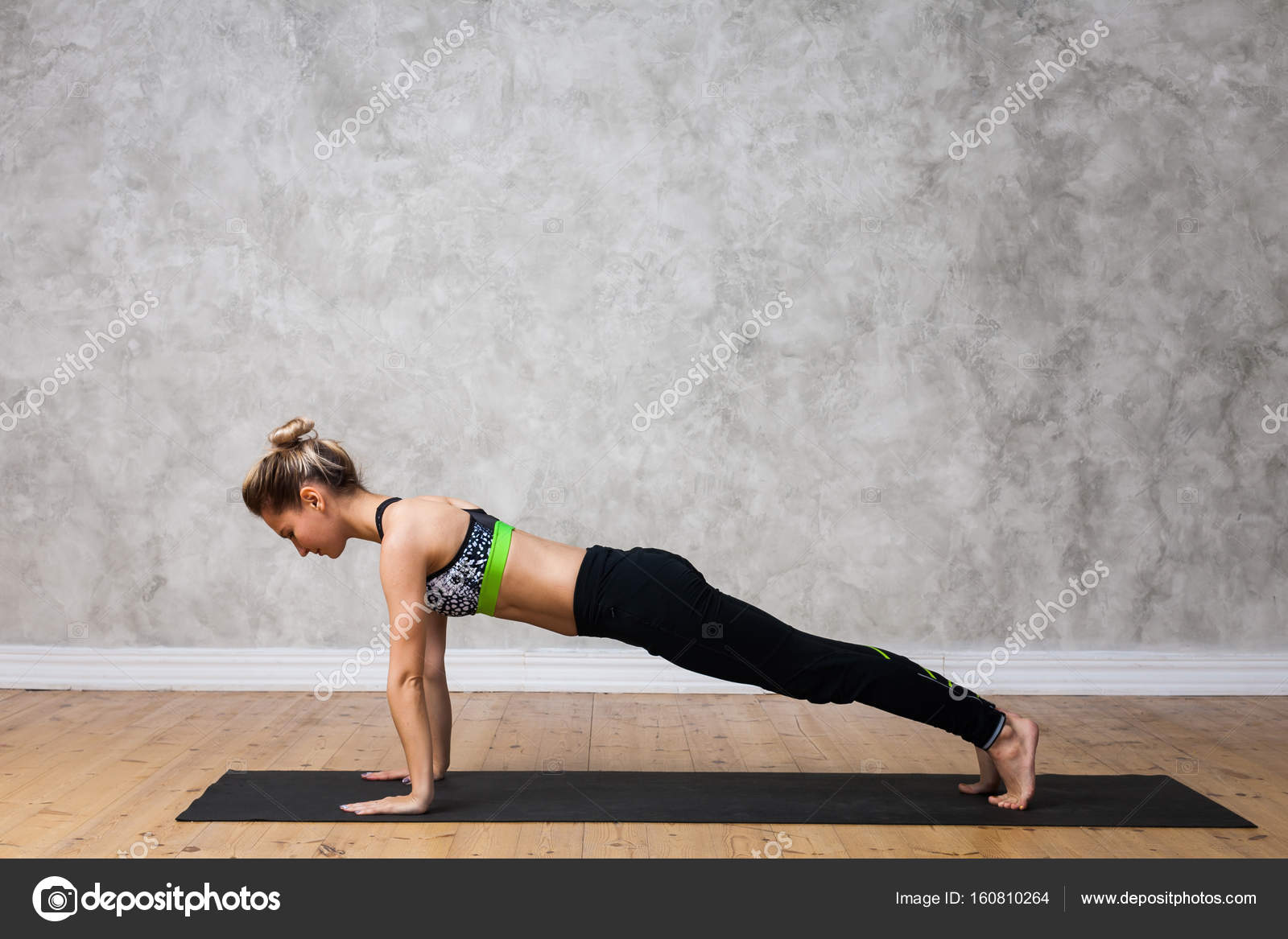 Dandasana (Plank Pose) Dandasana (Plank Pose)